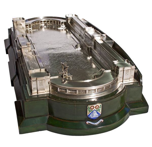 Morecambe Super Swimming Stadium silver model